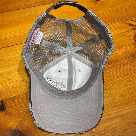 Happy camper hat - Picture 3 of 5